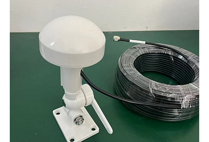 STA-403 - Mantar Tipi GPS / GNSS Anten